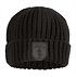 Schwarze Fischerman Beanie mit tonales Wappen  (1)