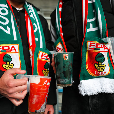 FCA-Becherschal