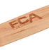 FCA Flaschenöffner mit Griff aus hellem Holz und FCA Logo Prägung (2)